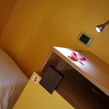 Seven Hostel & Rooms Sant'Agnello Kültér fotó
